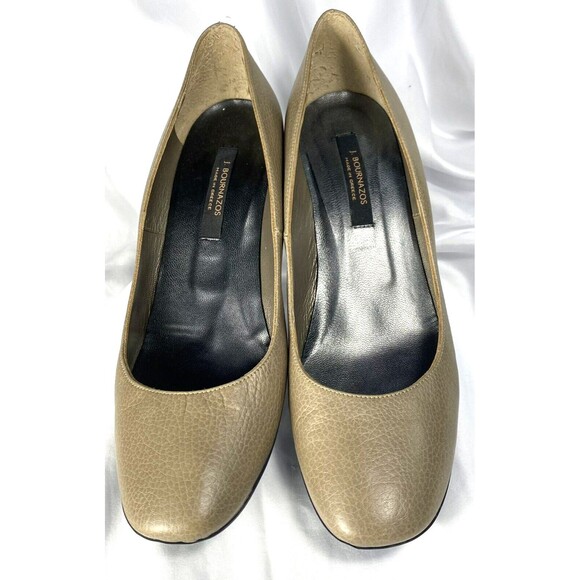 J. Bournazos Women's EU 40 US 9.5 Beige Heel Round Toe Slip-On Leather Pumps - Picture 2 of 7